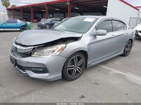 1HGCR3F91HA011199 2017 HONDA ACCORD - Image 2