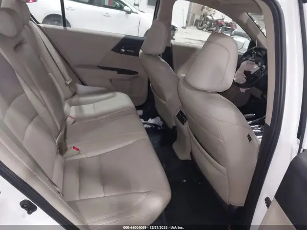 1HGCR3F91HA014698 2017 HONDA ACCORD - Image 8