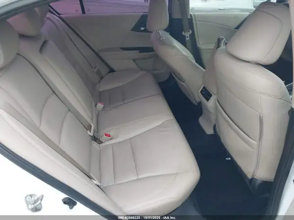 1HGCR3F91HA019349 2017 HONDA ACCORD - Image 8