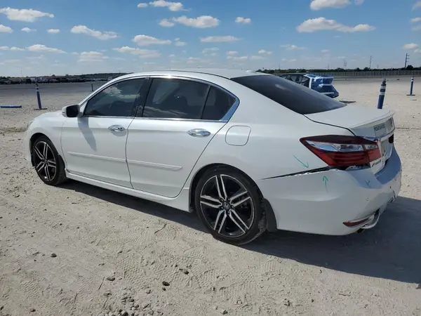 1HGCR3F91HA025247 2017 HONDA ACCORD - Image 2