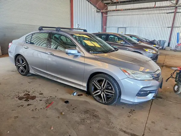 2017 HONDA ACCORD COPART lot 52102756 auction photo 4