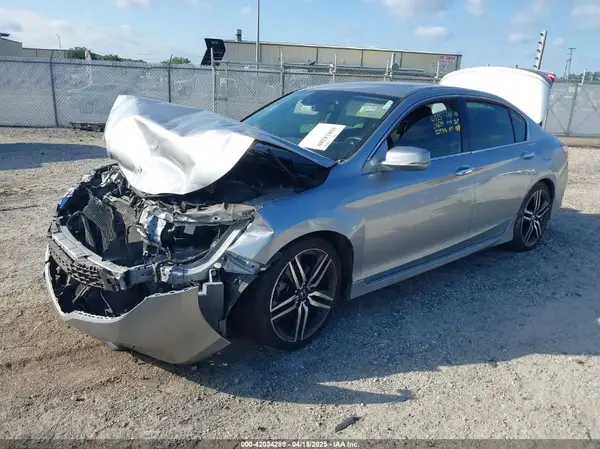 1HGCR3F91HA029346 2017 HONDA ACCORD - Image 2