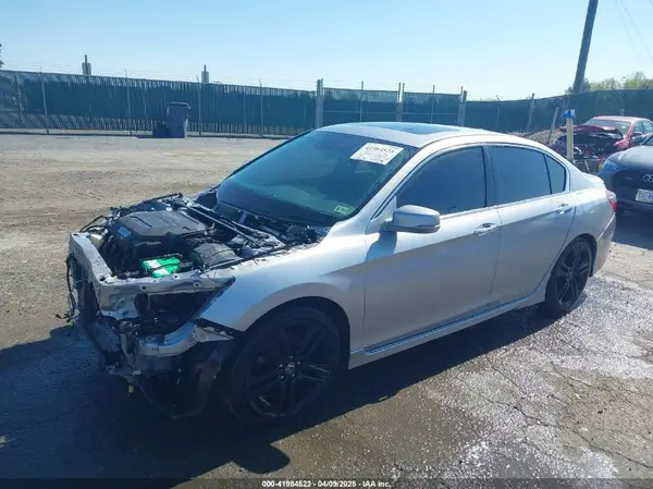 1HGCR3F91HA033199 2017 HONDA ACCORD - Image 2
