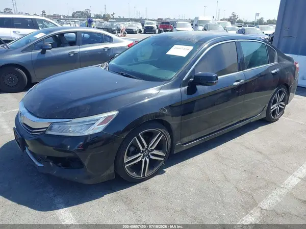 1HGCR3F91HA038810 2017 HONDA ACCORD - Image 2