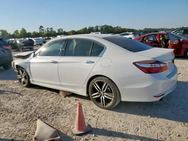 1HGCR3F91HA044431 2017 HONDA ACCORD - Image 2