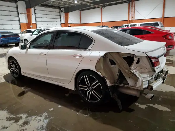 1HGCR3F91HA802106 2017 HONDA ACCORD - Image 2