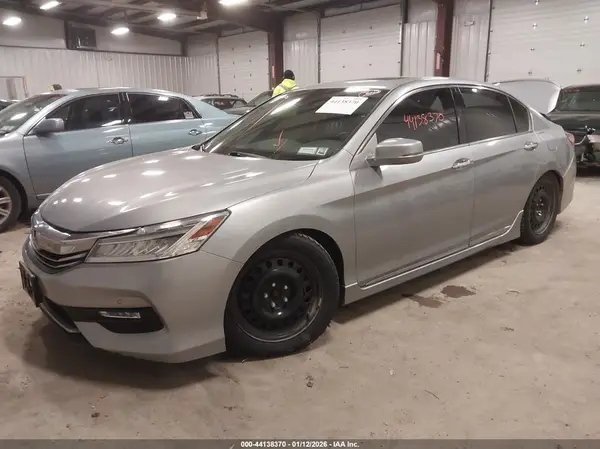1HGCR3F92GA021545 2016 HONDA ACCORD - Image 2