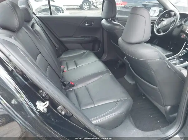 1HGCR3F92HA005007 2017 HONDA ACCORD - Image 8