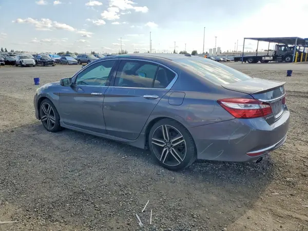 1HGCR3F92HA011406 2017 HONDA ACCORD - Image 2