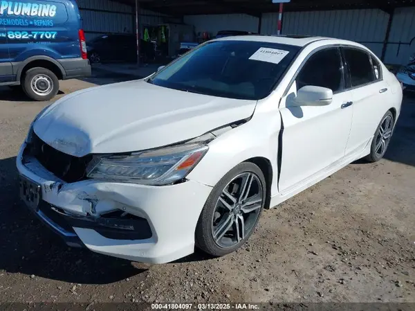 1HGCR3F92HA014936 2017 HONDA ACCORD - Image 2