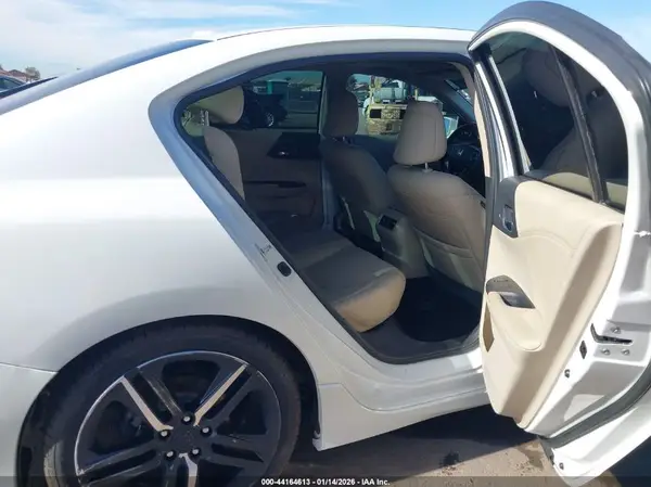 1HGCR3F92HA021918 2017 HONDA ACCORD - Image 8