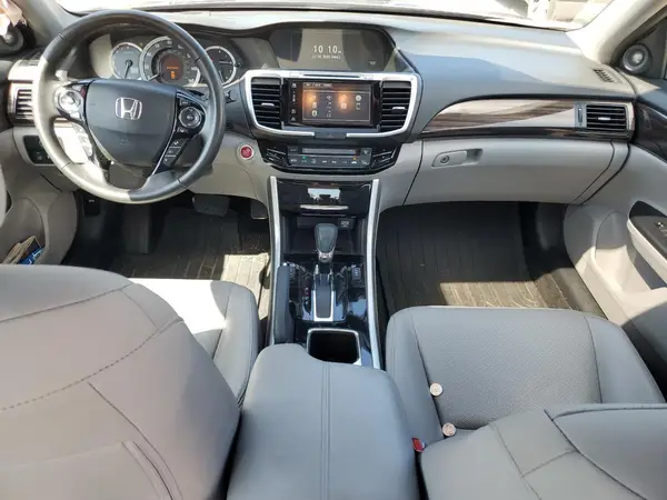 1HGCR3F92HA024916 2017 HONDA ACCORD - Image 8