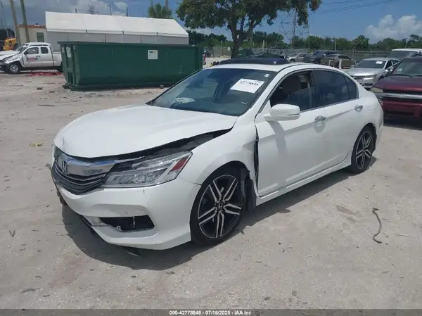 1HGCR3F92HA031185 2017 HONDA ACCORD - Image 2