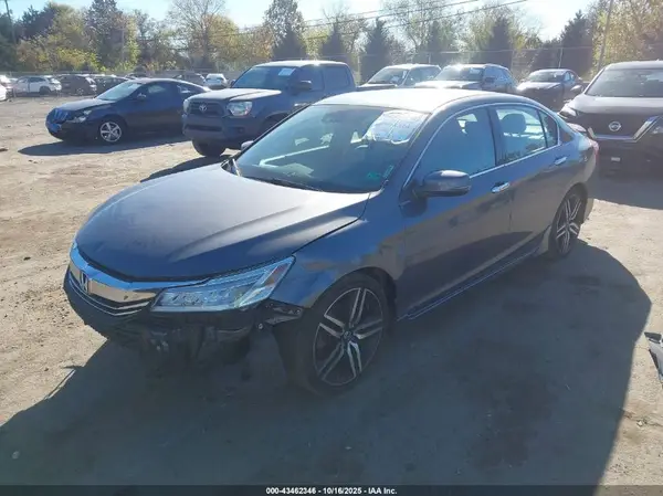 1HGCR3F92HA045300 2017 HONDA ACCORD - Image 2