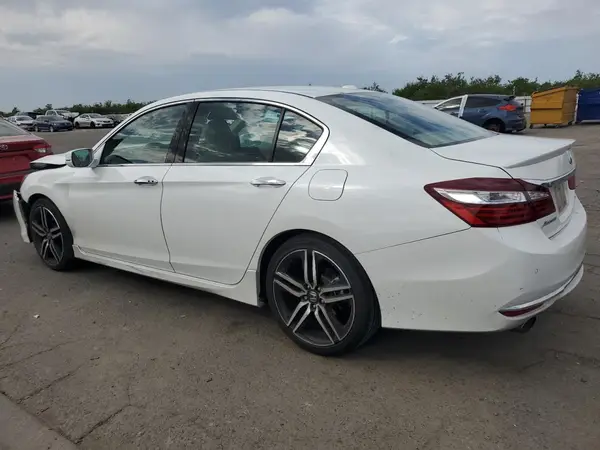 1HGCR3F93HA000155 2017 HONDA ACCORD - Image 2