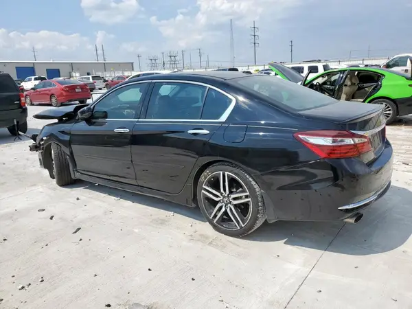 1HGCR3F93HA009373 2017 HONDA ACCORD - Image 2