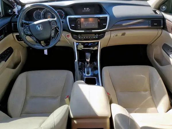 1HGCR3F93HA018672 2017 HONDA ACCORD - Image 8