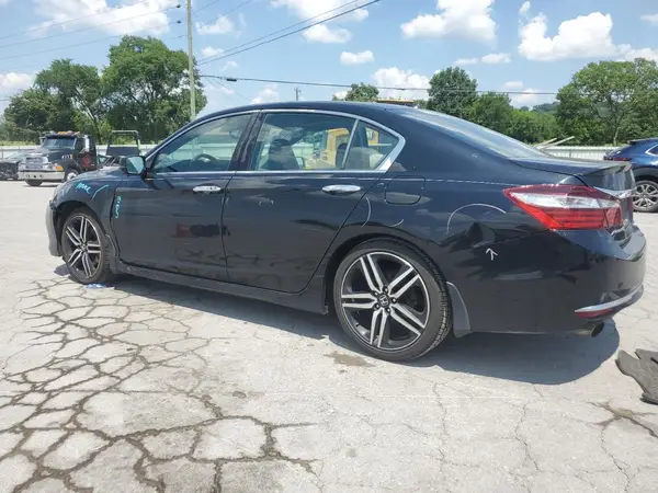 1HGCR3F93HA026321 2017 HONDA ACCORD - Image 2