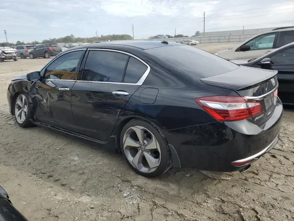 1HGCR3F93HA029249 2017 HONDA ACCORD - Image 2