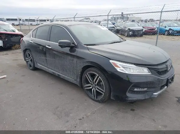1HGCR3F93HA037366 2017 HONDA ACCORD - Image 1