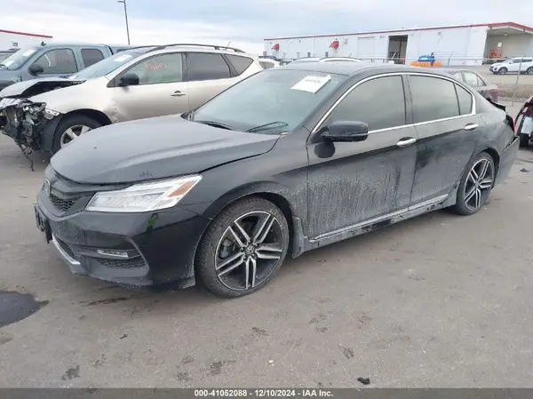1HGCR3F93HA037366 2017 HONDA ACCORD - Image 2
