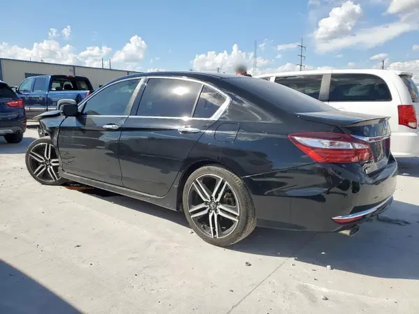 1HGCR3F93HA038050 2017 HONDA ACCORD - Image 2