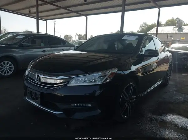 1HGCR3F93HA039540 2017 HONDA ACCORD - Image 2