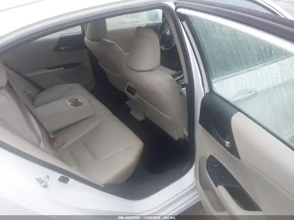 1HGCR3F93HA045550 2017 HONDA ACCORD - Image 8
