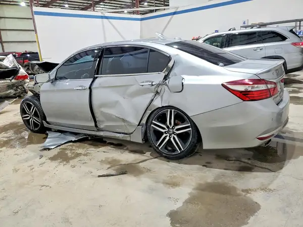 1HGCR3F94GA004424 2016 HONDA ACCORD - Image 2