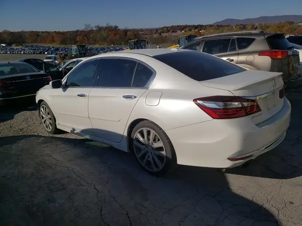 1HGCR3F94GA013026 2016 HONDA ACCORD - Image 2