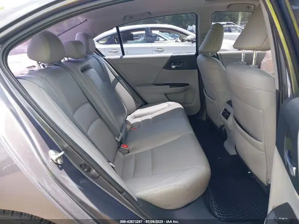 1HGCR3F94HA002173 2017 HONDA ACCORD - Image 8