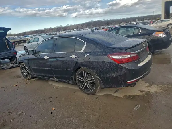 1HGCR3F94HA002741 2017 HONDA ACCORD - Image 2