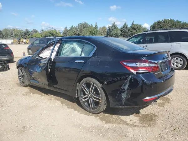 1HGCR3F94HA003856 2017 HONDA ACCORD - Image 2