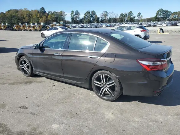 1HGCR3F94HA012007 2017 HONDA ACCORD - Image 2