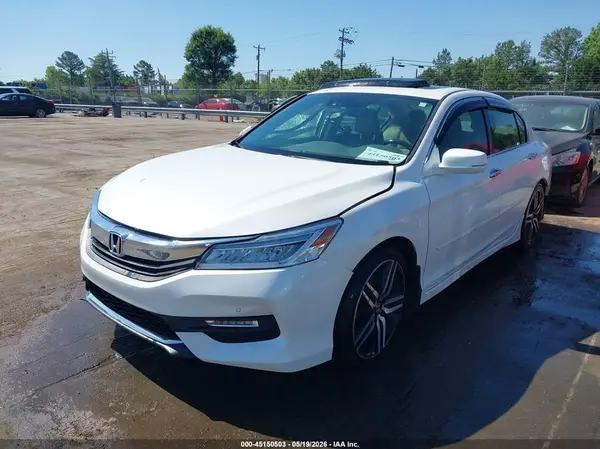 1HGCR3F94HA012895 2017 HONDA ACCORD - Image 2