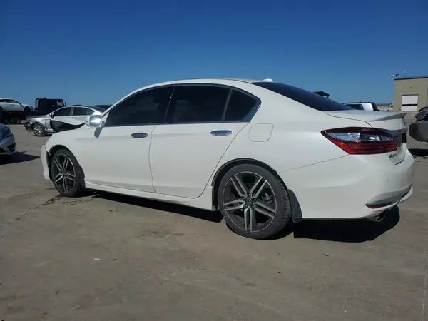 1HGCR3F94HA015800 2017 HONDA ACCORD - Image 2