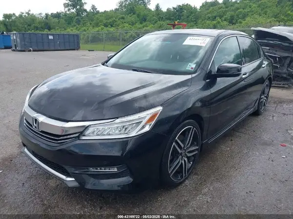 1HGCR3F94HA019443 2017 HONDA ACCORD - Image 2