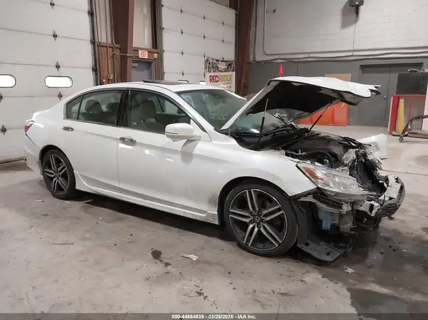 1HGCR3F94HA031396 2017 HONDA ACCORD - Image 1