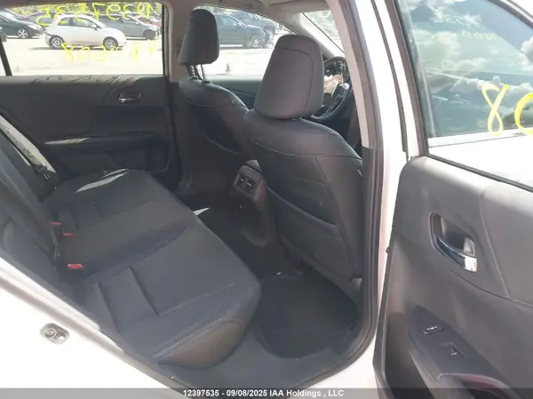 1HGCR3F94HA800608 2017 HONDA ACCORD - Image 8