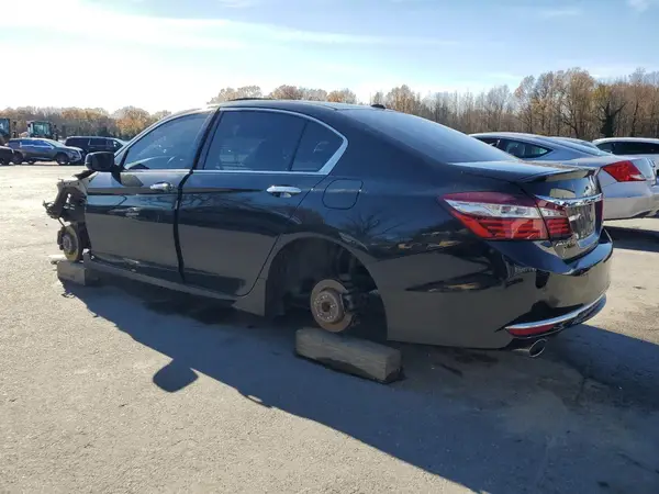 1HGCR3F95GA008109 2016 HONDA ACCORD - Image 2