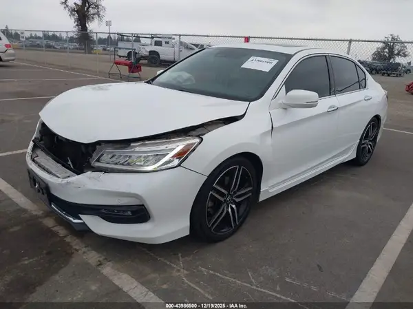 1HGCR3F95GA022978 2016 HONDA ACCORD - Image 2
