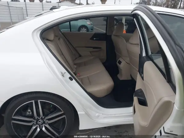 1HGCR3F95GA022978 2016 HONDA ACCORD - Image 8