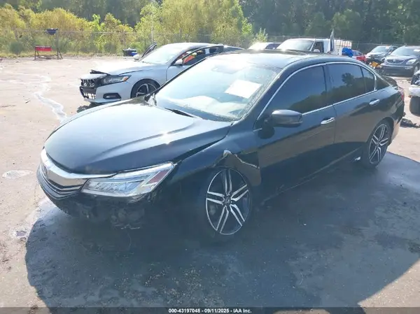 1HGCR3F95GA032233 2016 HONDA ACCORD - Image 2