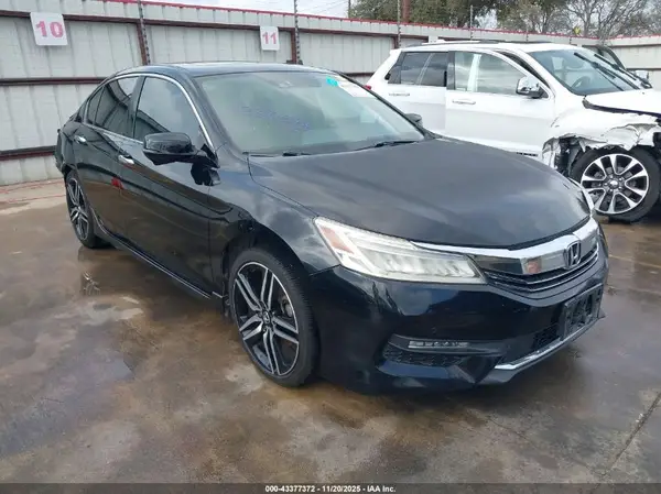 1HGCR3F95HA025400 2017 HONDA ACCORD - Image 1