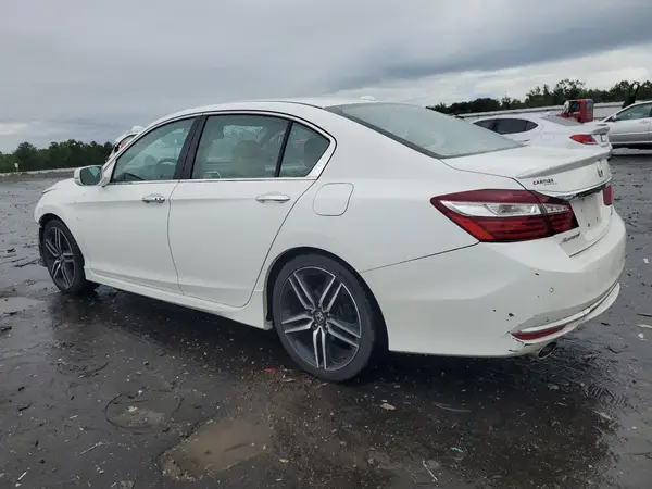 1HGCR3F95HA043718 2017 HONDA ACCORD - Image 2