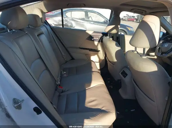 1HGCR3F96GA004764 2016 HONDA ACCORD - Image 8