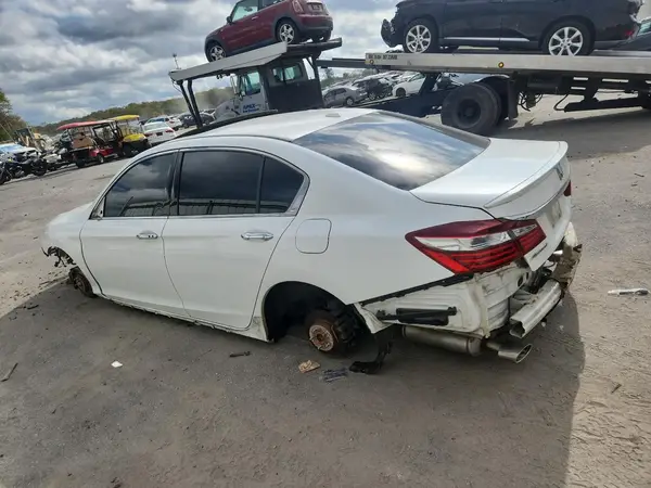 1HGCR3F96GA004778 2016 HONDA ACCORD - Image 2