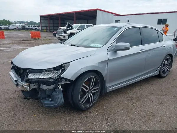 1HGCR3F96GA024562 2016 HONDA ACCORD - Image 2