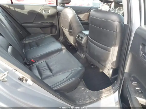 1HGCR3F96HA001042 2017 HONDA ACCORD - Image 8