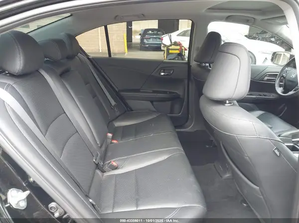 1HGCR3F96HA008167 2017 HONDA ACCORD - Image 8